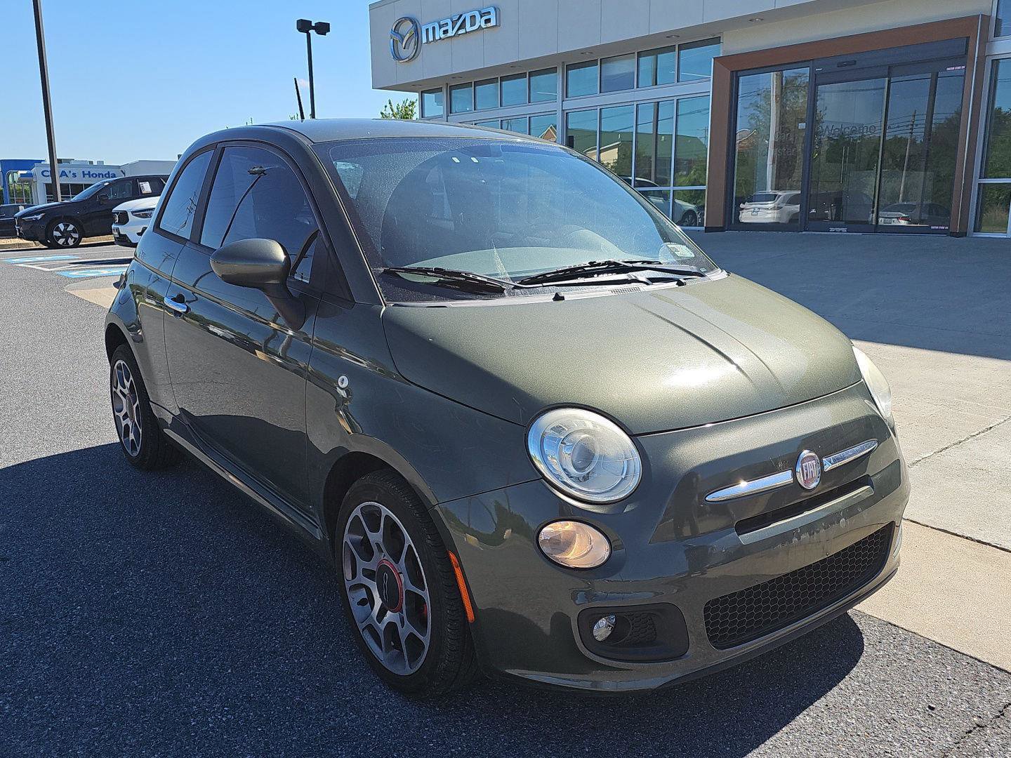 Used 2012 FIAT 500 Sport w/ Safety & Sound Pkg FWD image 1