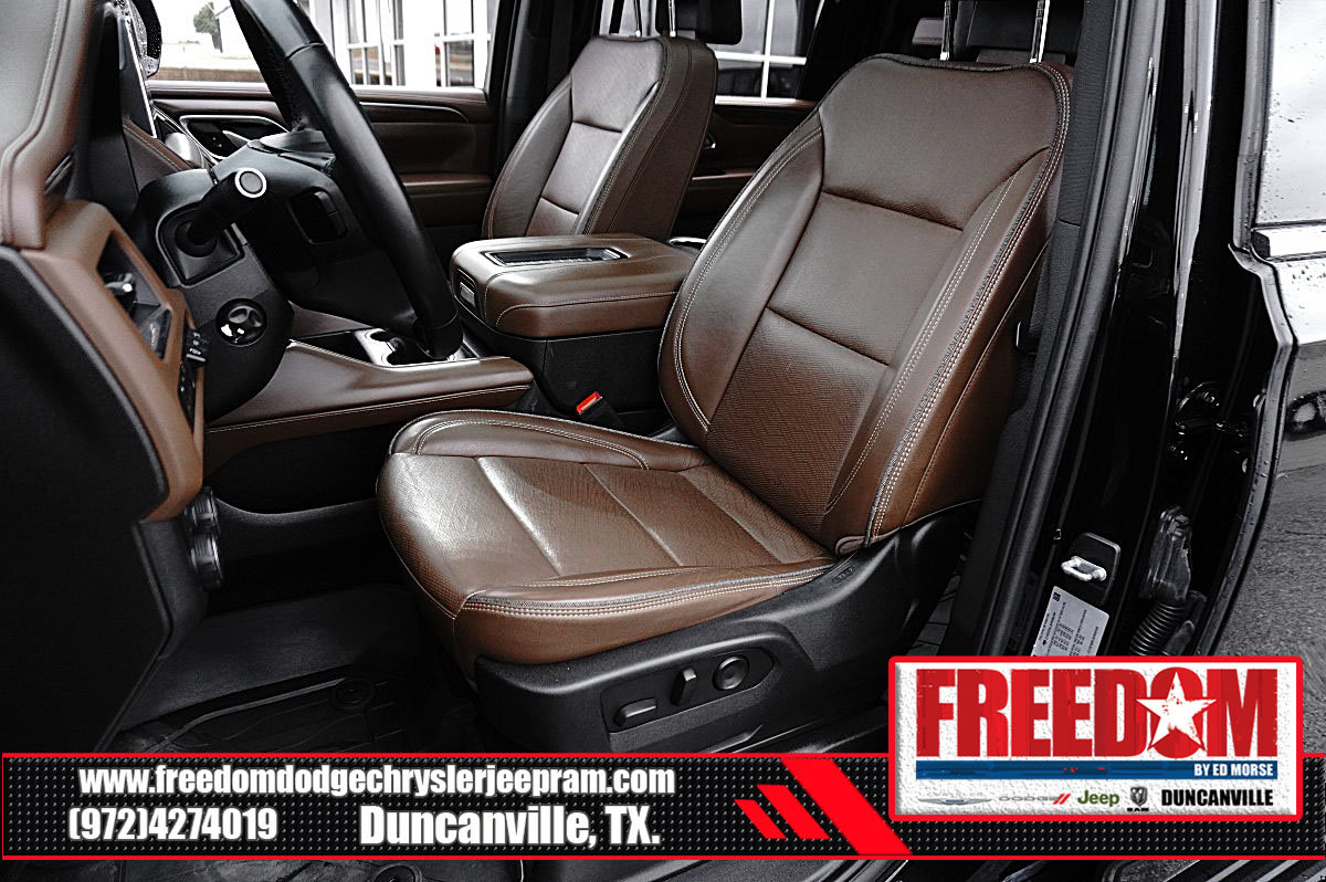 Used 2023 Chevrolet Suburban High Country AWD/4WD image 13