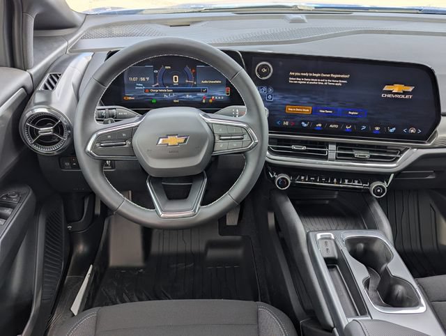 New 2026 Chevrolet Equinox EV LT w/ Comfort Package AWD/4WD image 4