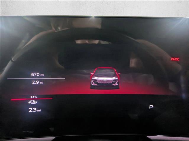 Used 2025 Audi A6 e-tron Premium Plus w/ Premium Plus image 15