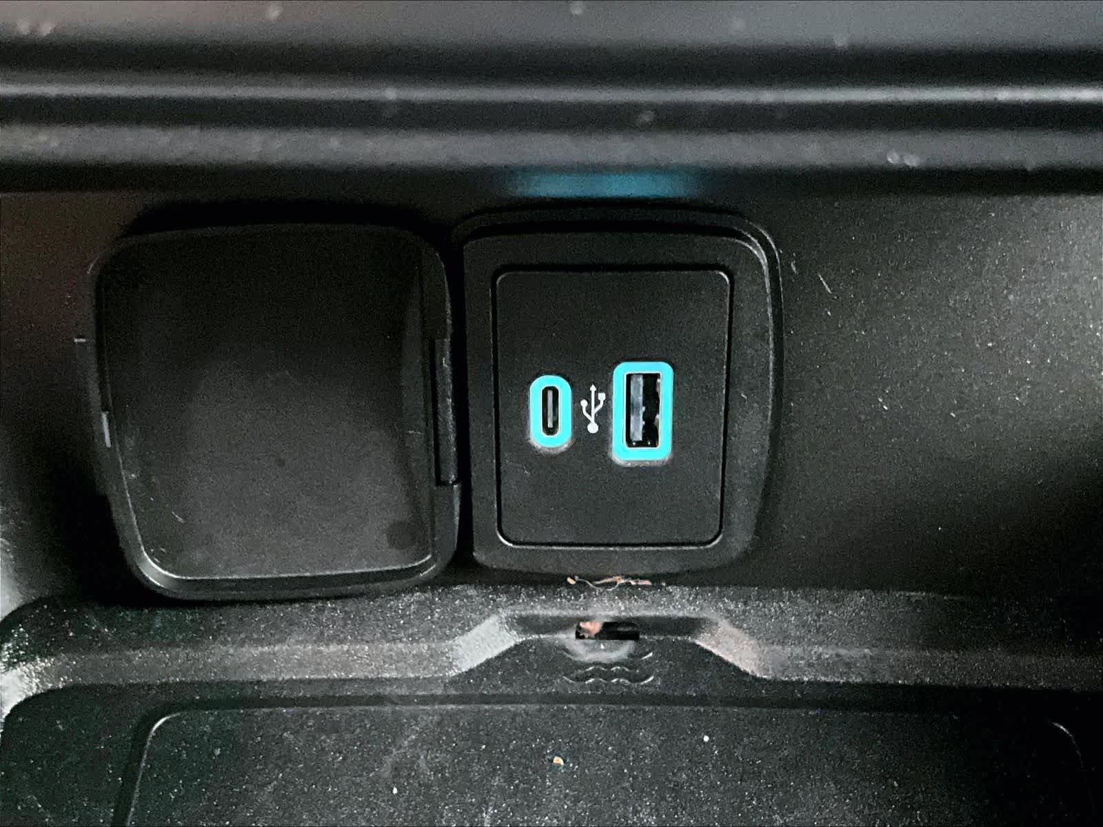 Used 2022 Ford Bronco Wildtrak image 27