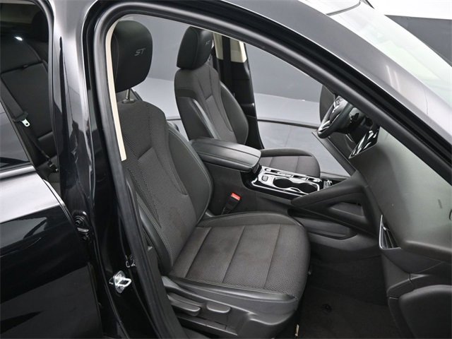 Certified 2022 Buick Envision Preferred w/ Sport Touring Package image 19