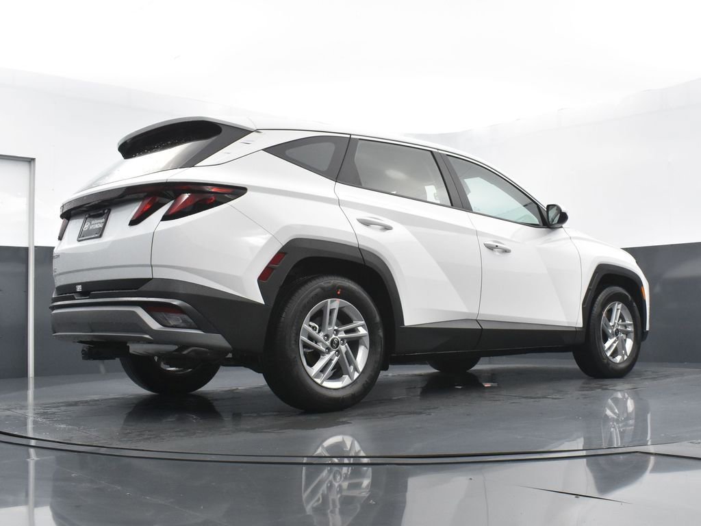 Used 2025 Hyundai Tucson SE image 22