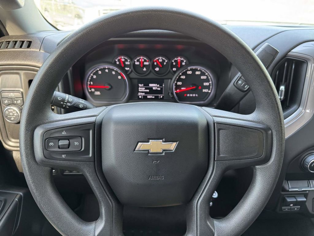 Used 2022 Chevrolet Silverado 2500 Custom w/ Custom Value Package RWD image 12