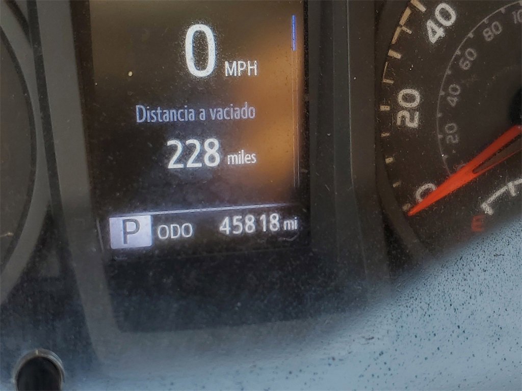 Certified 2022 Toyota Tacoma SR w/ SR Convenience Package image 22