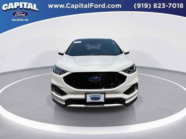 Certified 2022 Ford Edge ST w/ Equipment Group 401A AWD/4WD image 3