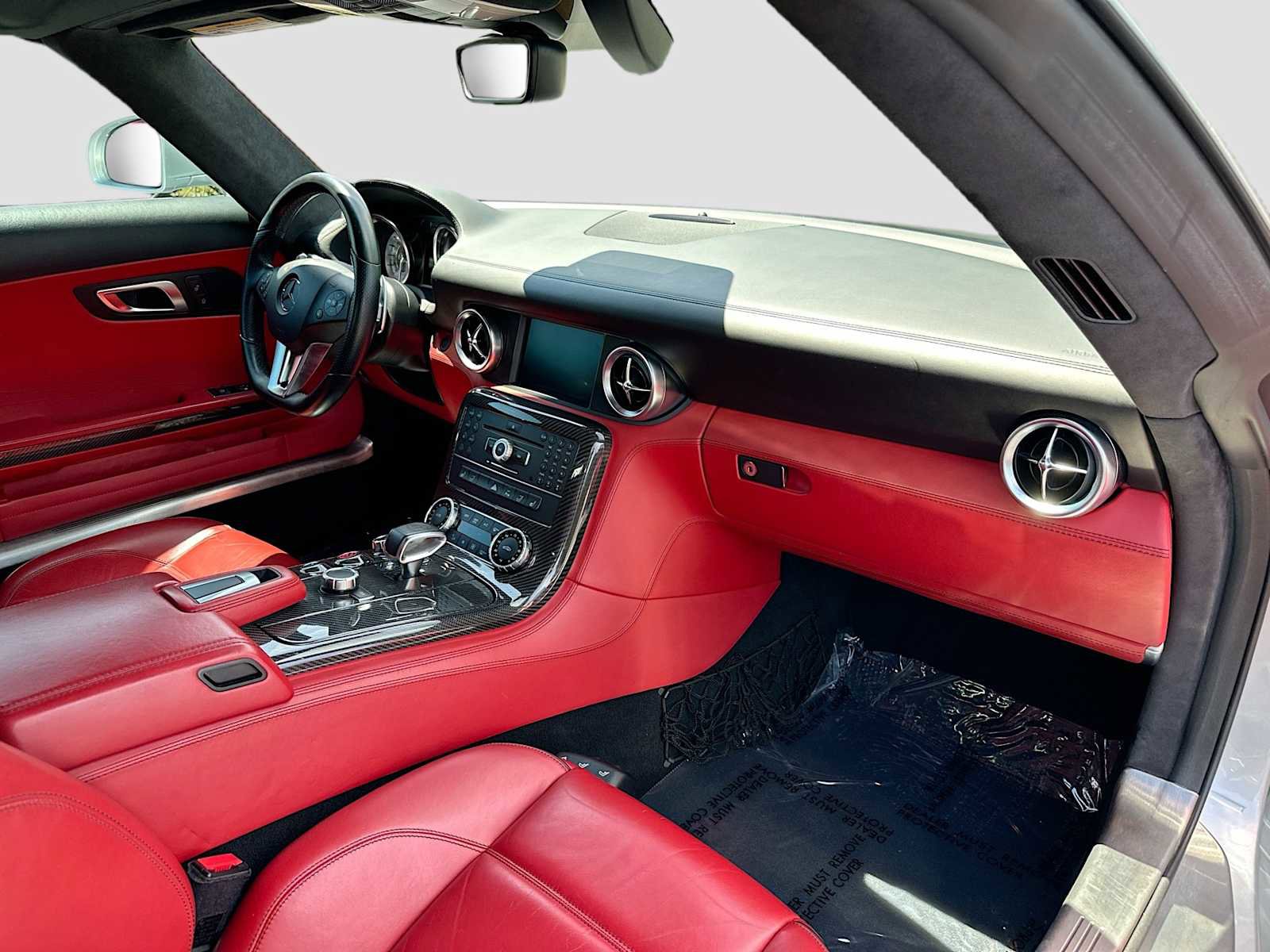 Used 2012 Mercedes-Benz SLS AMG Roadster image 26