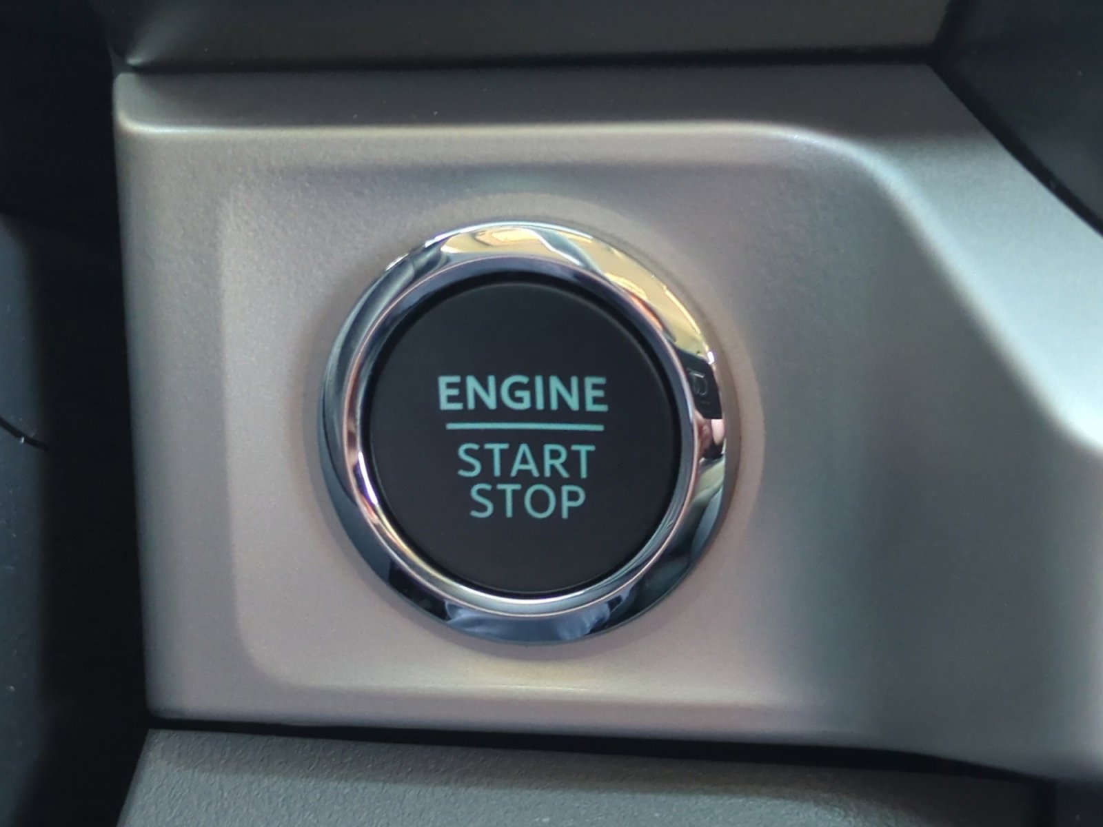 New 2025 Ford F250 XLT w/ Black Appearance Package image 30