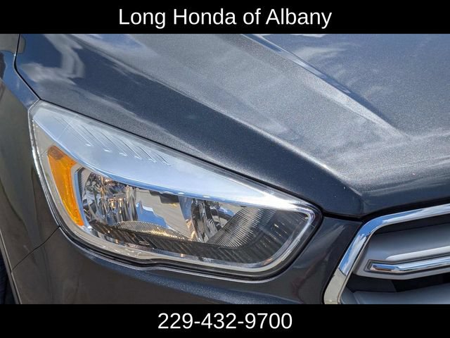 Used 2019 Ford Escape SE AWD/4WD image 3