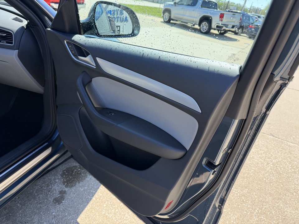 Used 2018 Audi Q3 2.0T Premium w/ Convenience Package image 20
