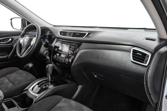 Used 2016 Nissan Rogue S AWD/4WD image 10