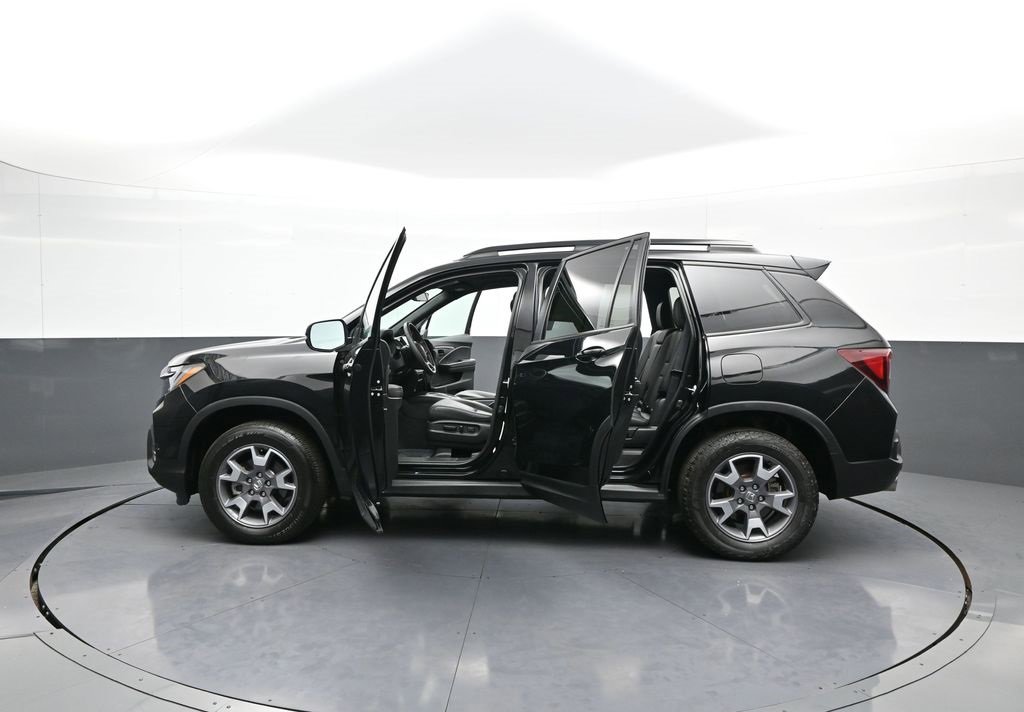 Certified 2022 Honda Passport TrailSport image 43