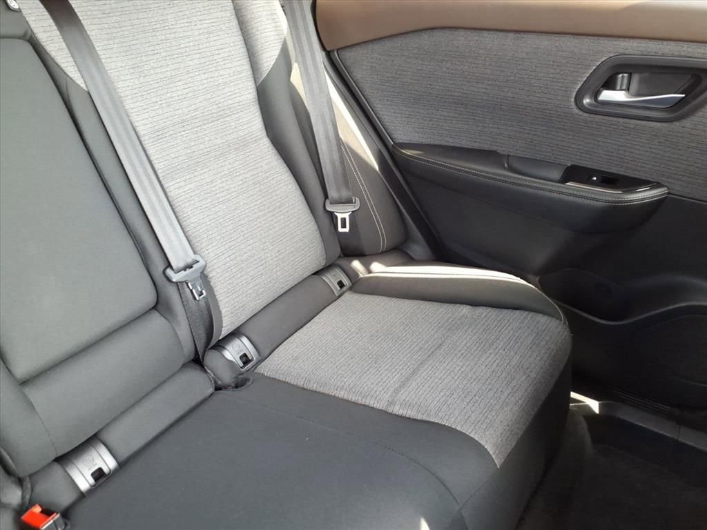 Used 2022 Nissan Rogue SV image 18