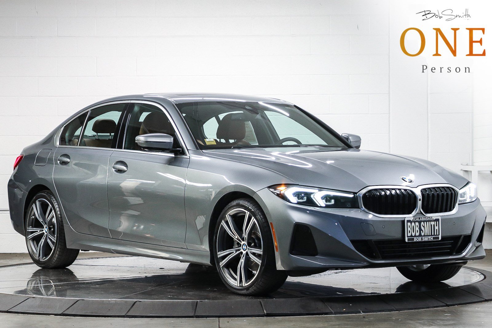 Certified 2024 BMW 330i Sedan w/ Convenience Package RWD image 1