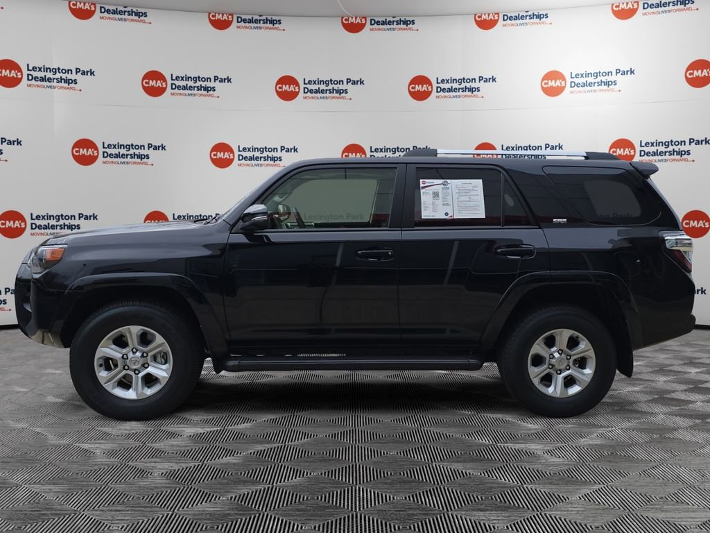Used 2023 Toyota 4Runner SR5 Premium image 4