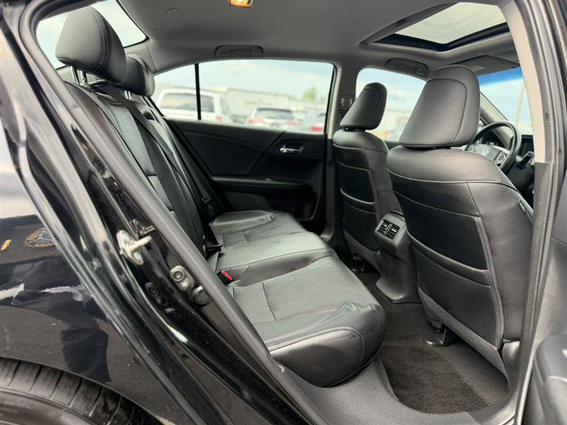 Used 2016 Honda Accord EX-L image 32