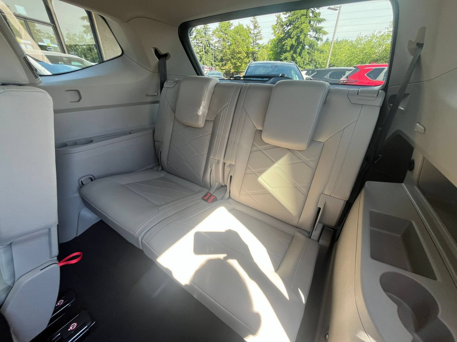 Used 2026 Volkswagen Atlas SE FWD image 32