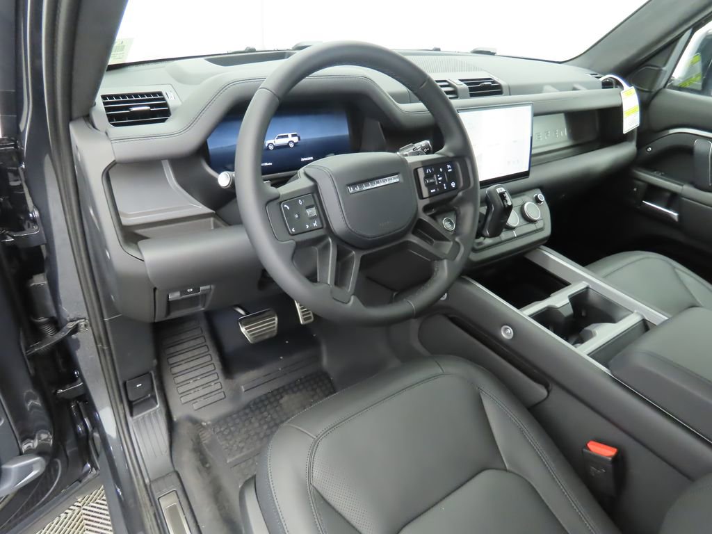 New 2025 Land Rover Defender 130 V8 image 10