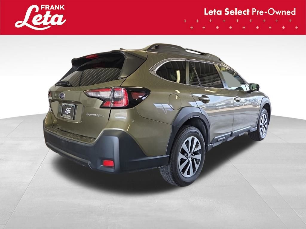 Used 2024 Subaru Outback Premium AWD/4WD image 6