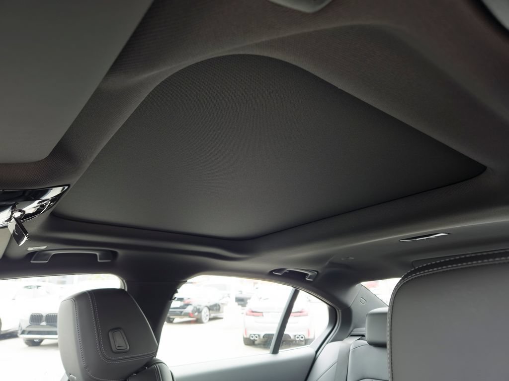 New 2027 BMW 530i w/ M Sport Package RWD image 14