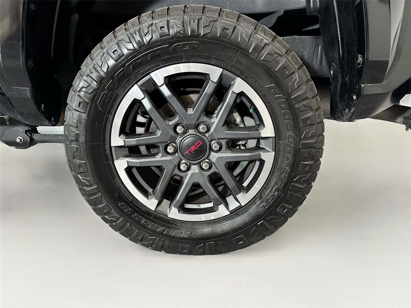 Used 2024 Toyota Tacoma TRD Sport image 29