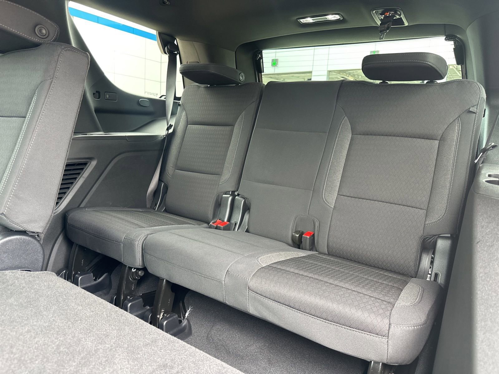 Certified 2025 Chevrolet Tahoe LS RWD image 17
