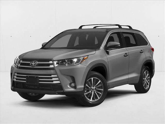 Used 2019 Toyota Highlander XLE FWD image 1