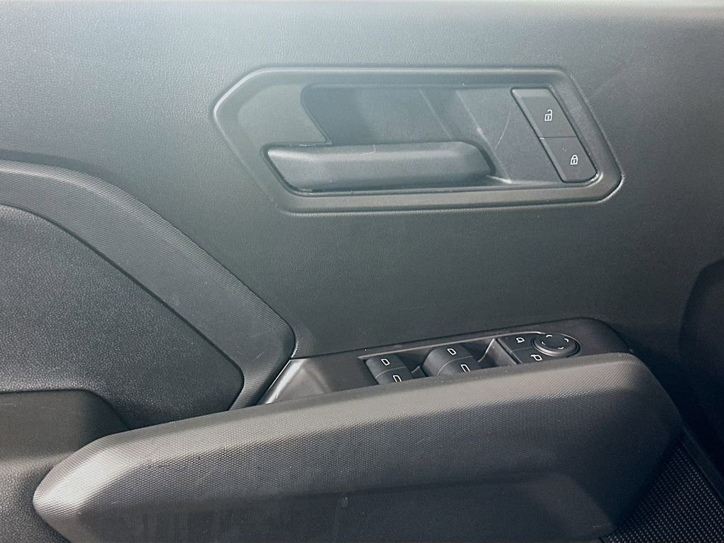 Used 2025 Chevrolet Colorado W/T w/ WT Convenience Package II image 18