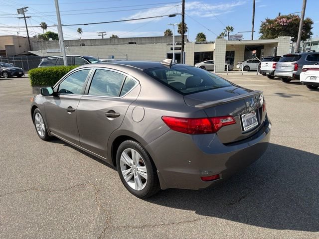 Used 2014 Acura ILX Hybrid w/ Technology Package FWD image 5