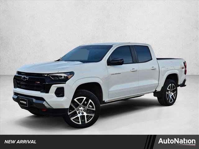 Used 2024 Chevrolet Colorado Z71 w/ Z71 Convenience Package 2 image 1