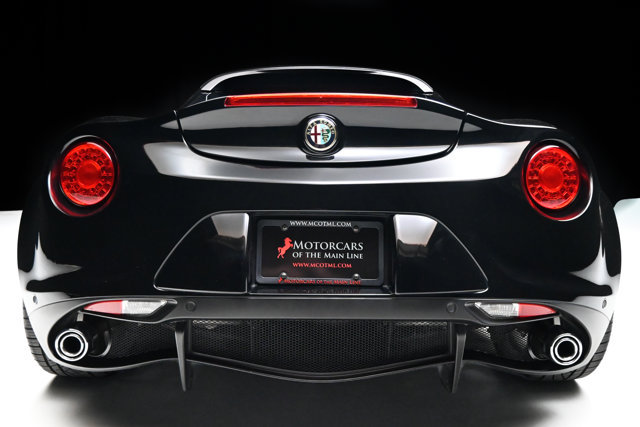 Used 2016 Alfa Romeo 4C Spider RWD image 31