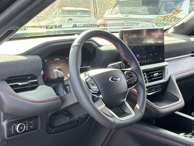 Used 2025 Ford Explorer ST-Line image 29