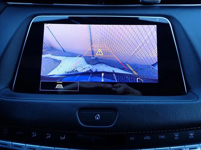 Used 2023 Cadillac XT4 Premium Luxury image 18