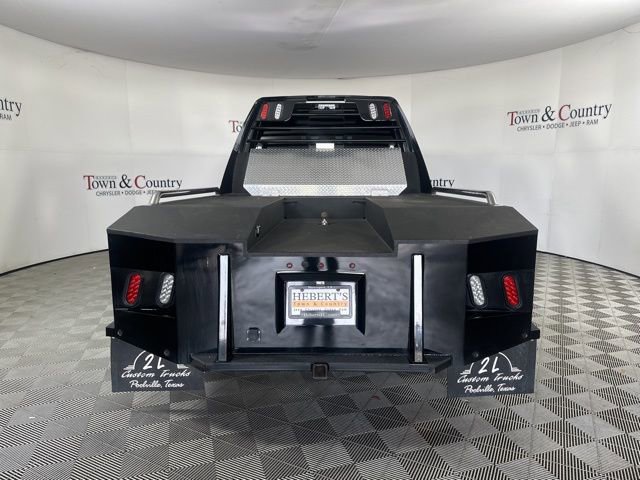 Used 2024 RAM 4500 Laramie image 8