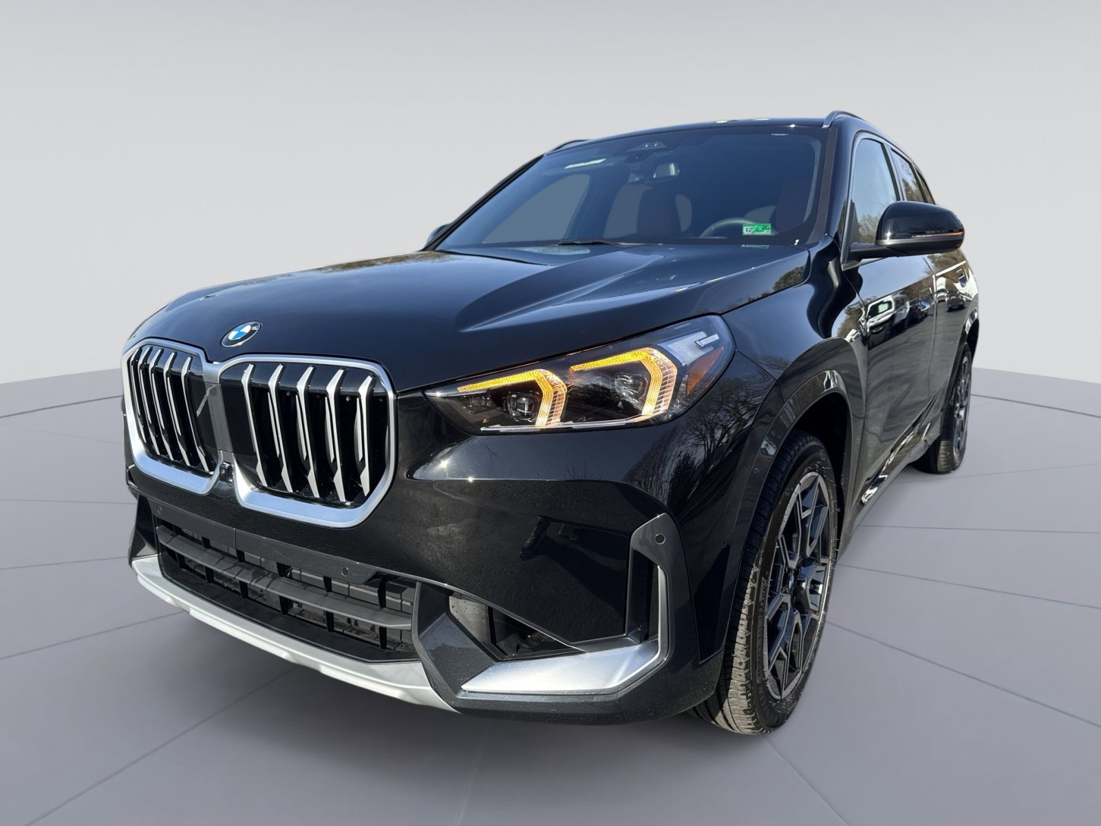 New 2026 BMW X1 xDrive28i w/ Technology Package AWD/4WD image 5