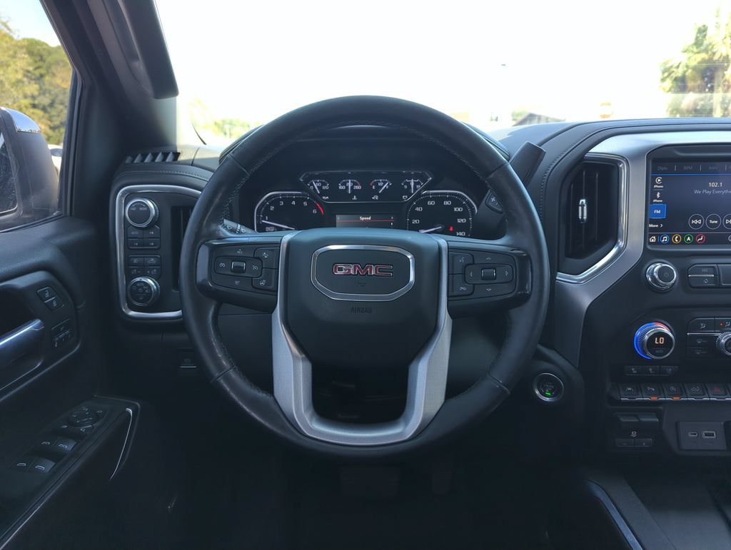 Used 2021 GMC Sierra 1500 SLT w/ SLT Premium Plus Package AWD/4WD image 16