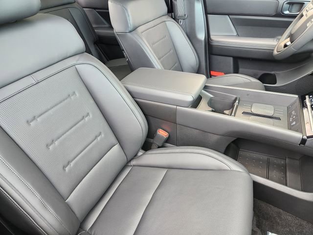 Used 2026 Hyundai Santa Fe Calligraphy AWD/4WD image 10