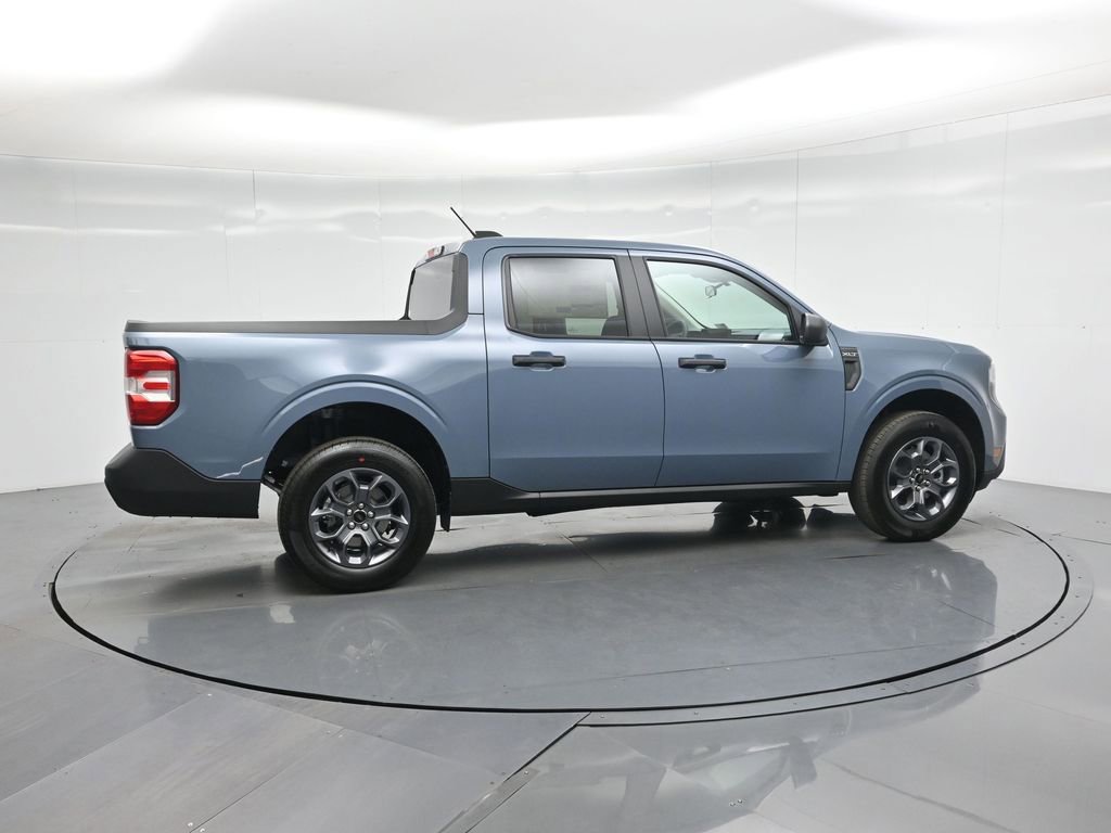 New 2025 Ford Maverick XLT w/ Equipment Group 302A image 25