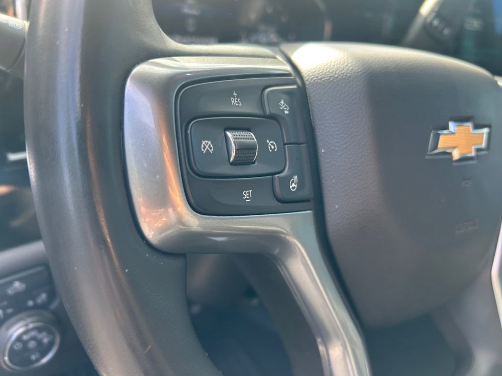 Used 2024 Chevrolet Silverado 2500 LT w/ Convenience Package image 17