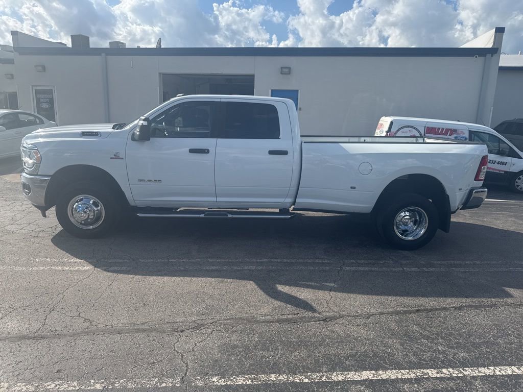 Used 2023 RAM 3500 Big Horn w/ Level 1 Equipment Group AWD/4WD image 11