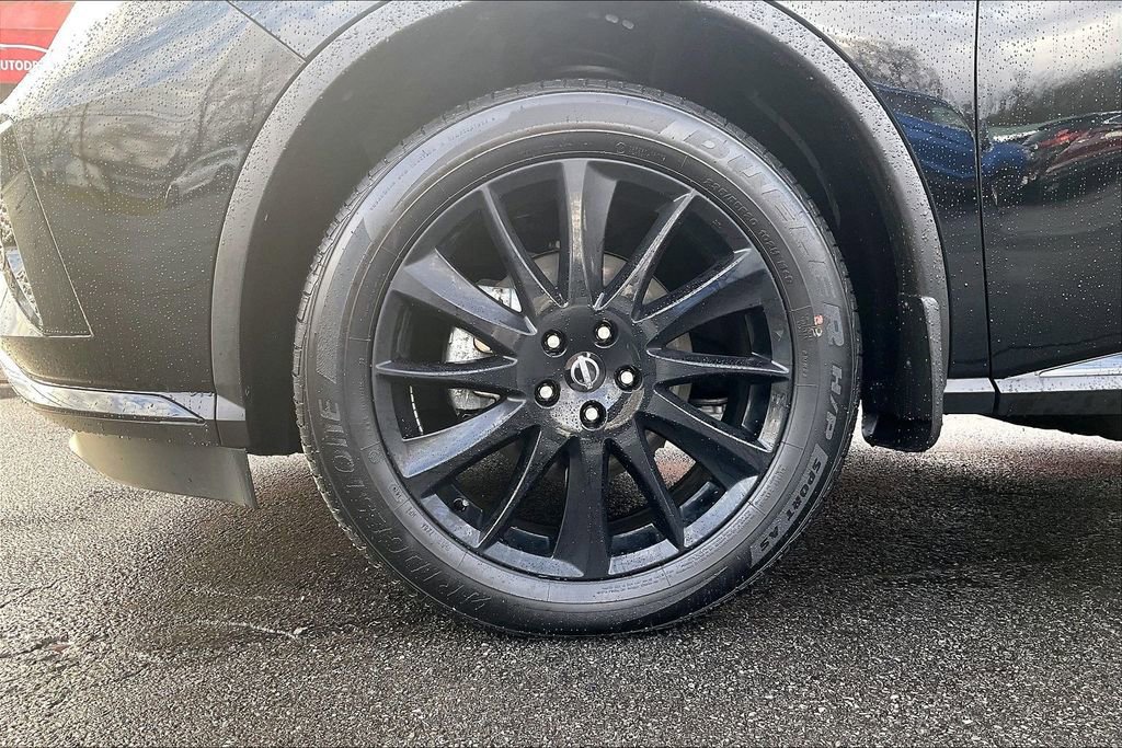 Used 2024 Nissan Murano SV w/ SV Midnight Edition Package image 9