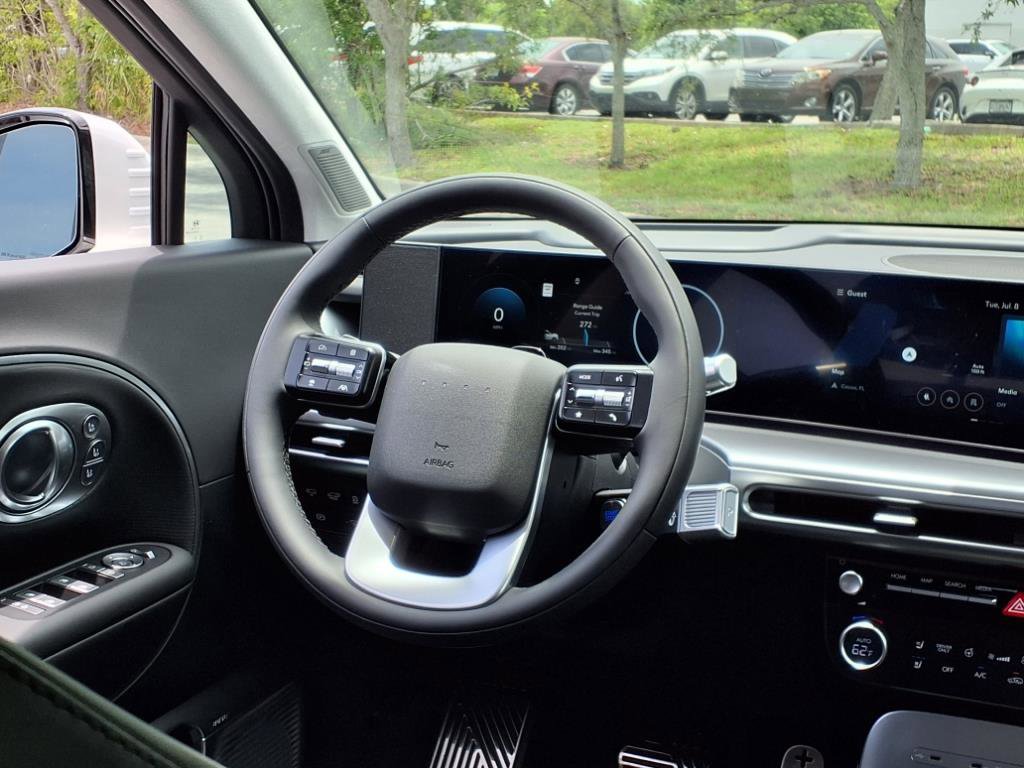 New 2026 Hyundai Ioniq 9 Calligraphy image 17