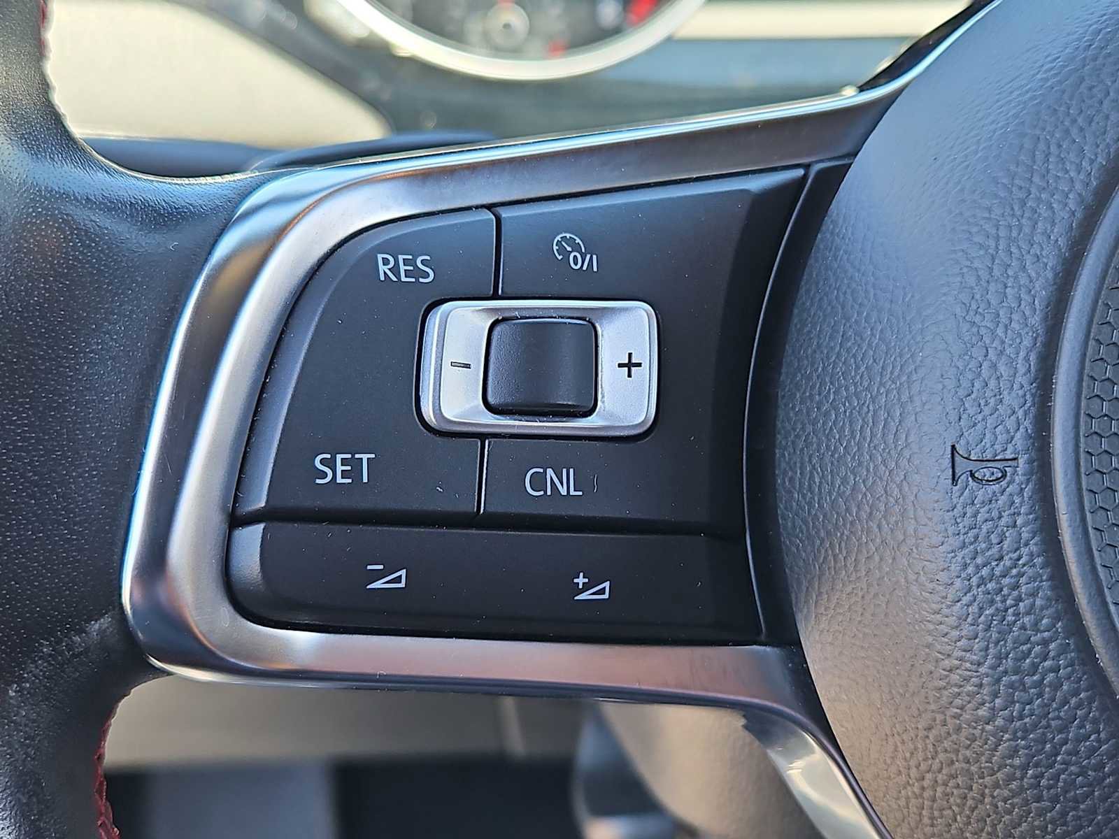 Used 2017 Volkswagen Jetta GLI FWD image 24
