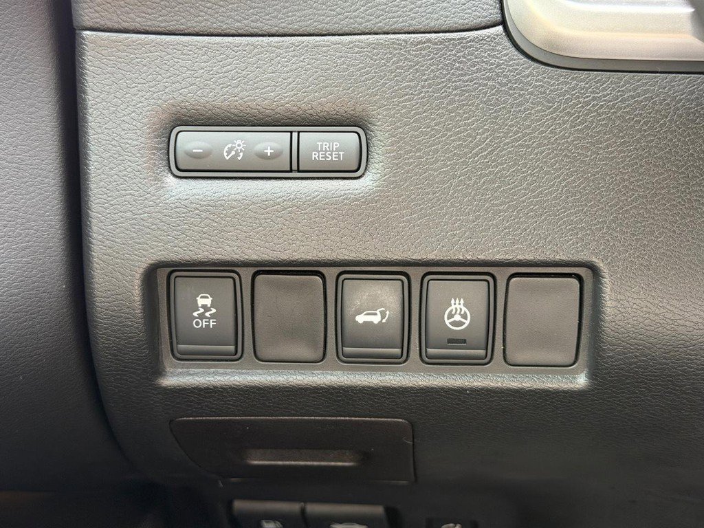 Used 2015 Nissan Murano Platinum w/ Cargo Package FWD image 20
