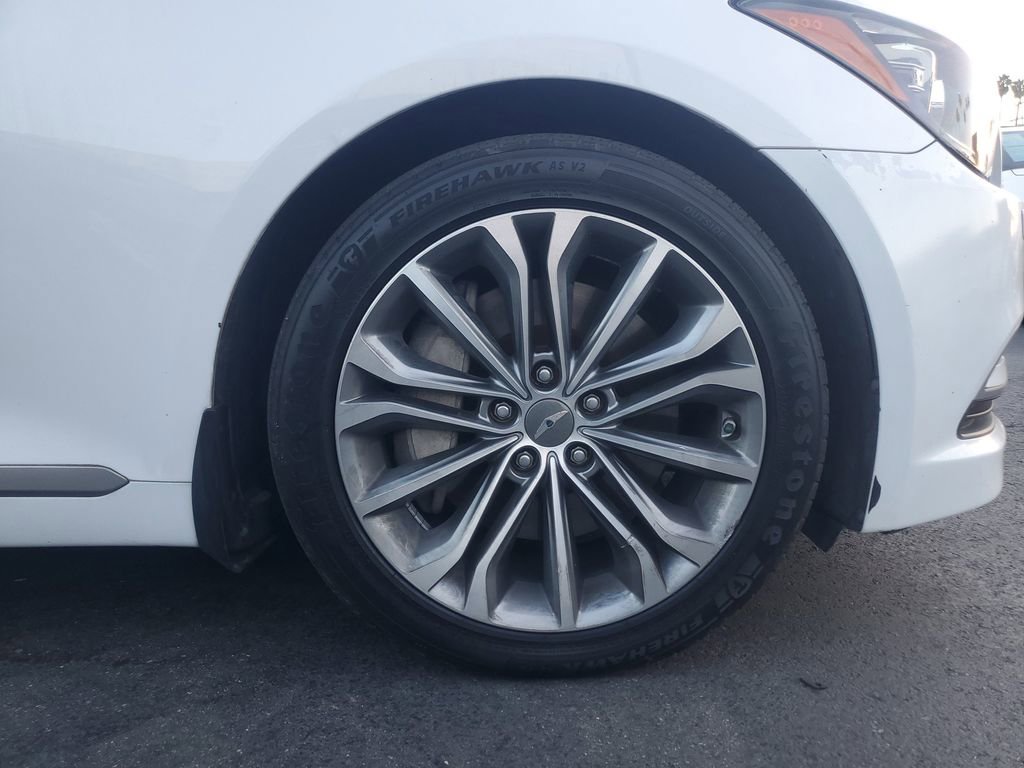 Used 2015 Hyundai Genesis 3.8 w/ Option Group 04 image 6