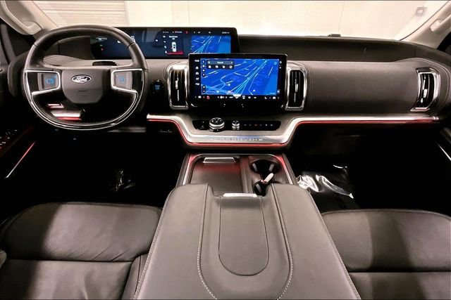 Used 2025 Ford Expedition Max Platinum image 18
