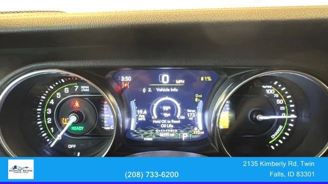 Used 2022 Jeep Wrangler Unlimited Sahara w/ Cold Weather Group AWD/4WD image 20