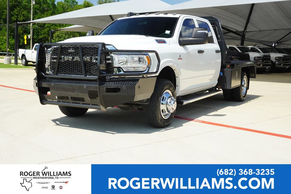 Used 2024 RAM 3500 Tradesman w/ Chrome Appearance Group AWD/4WD image 1