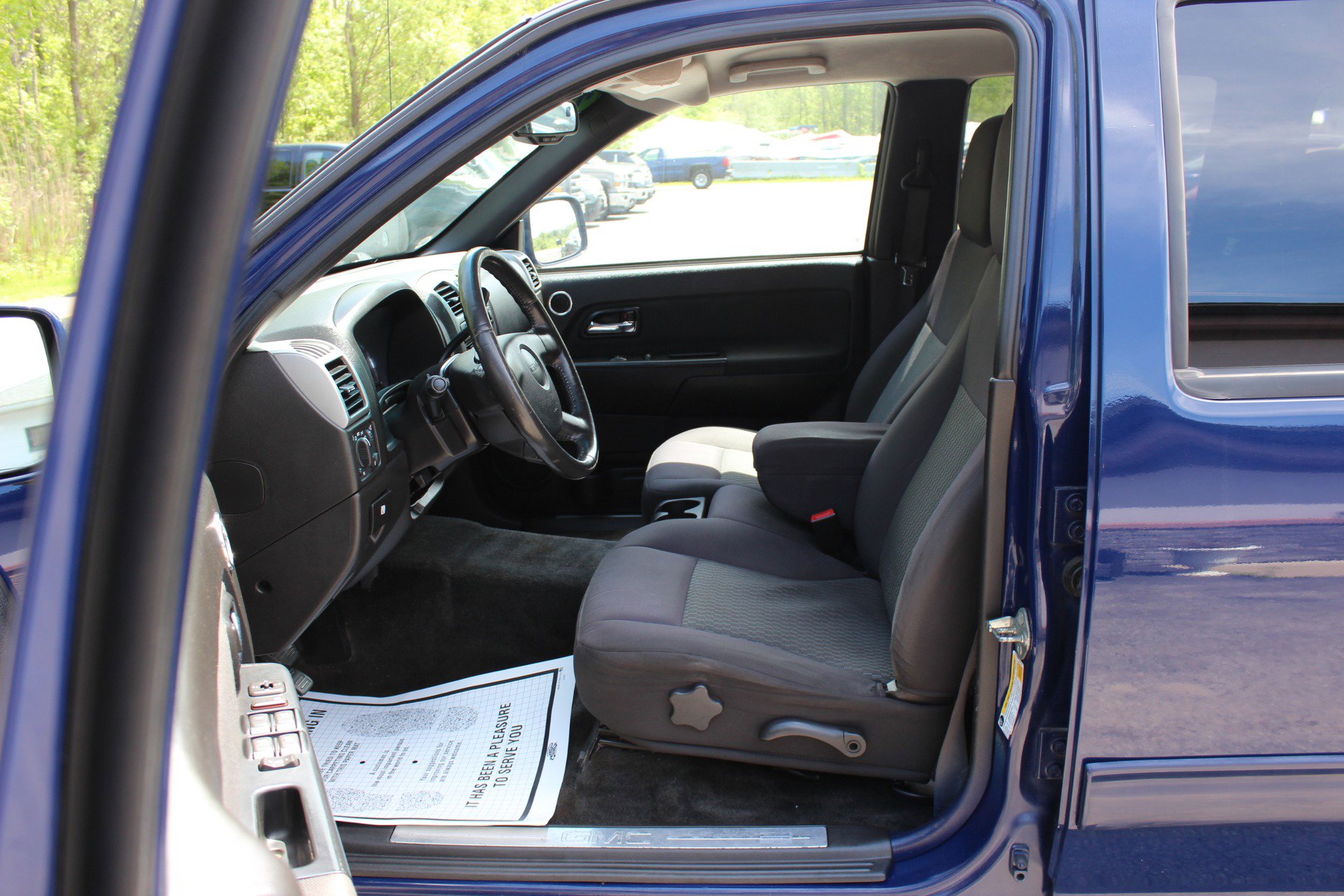 Used 2012 GMC Canyon SLE AWD/4WD image 17