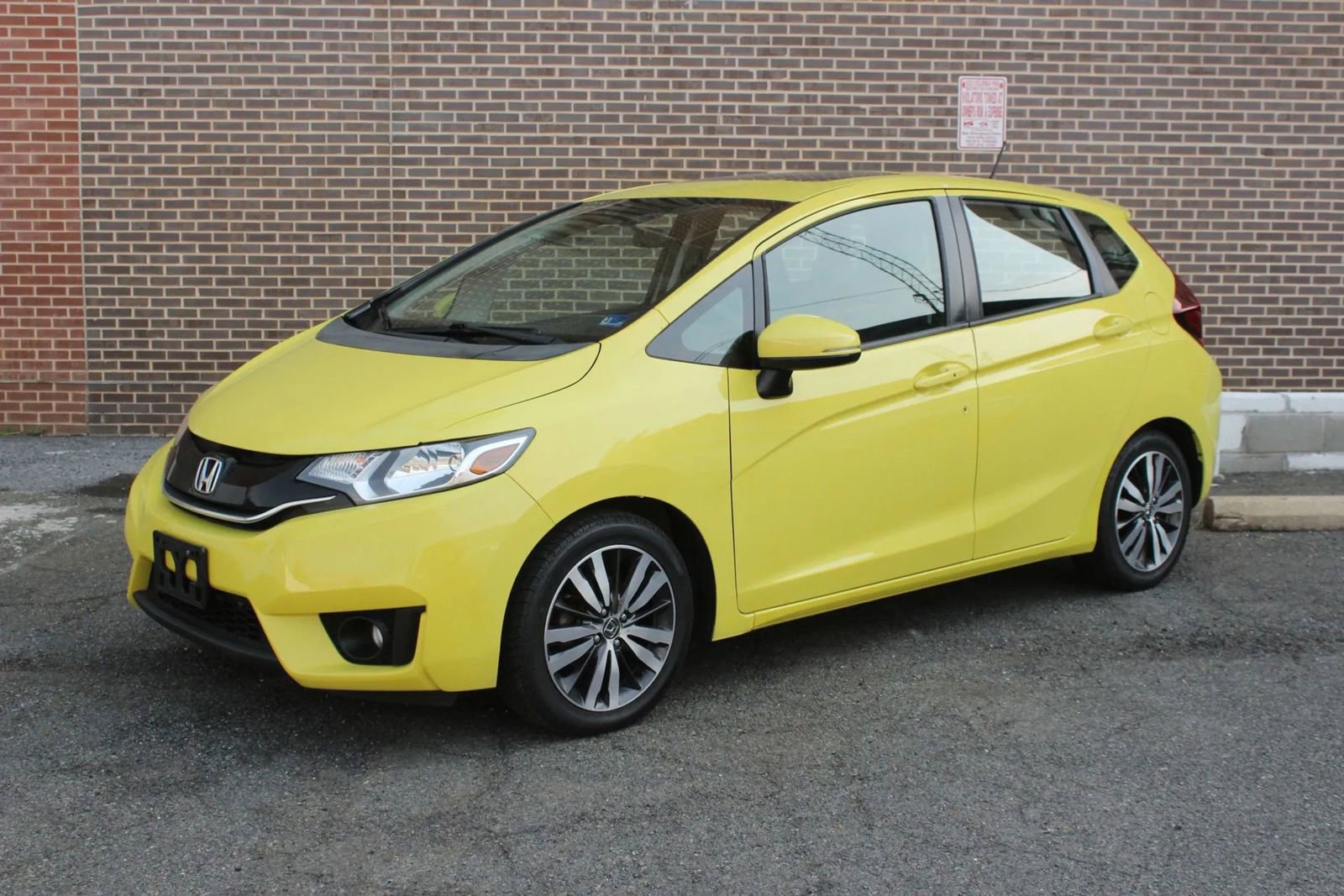 Used 2016 Honda Fit EX-L image 1